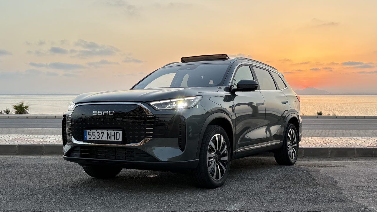 EBRO S800 PHEV test: SUV na 1000 km potwierdzą obietnice?