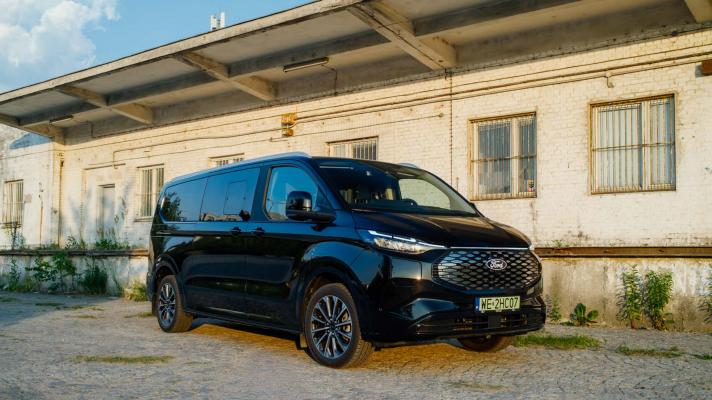 Ford E-Tourneo Custom – test elektrycznego vana dla nisz