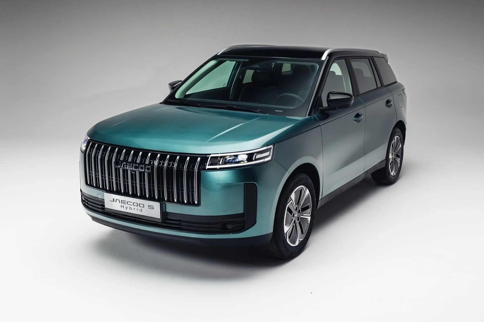 Jaecoo 5 Hybrid wjeżdża do Polski. Chiński SUV ma mocny argument