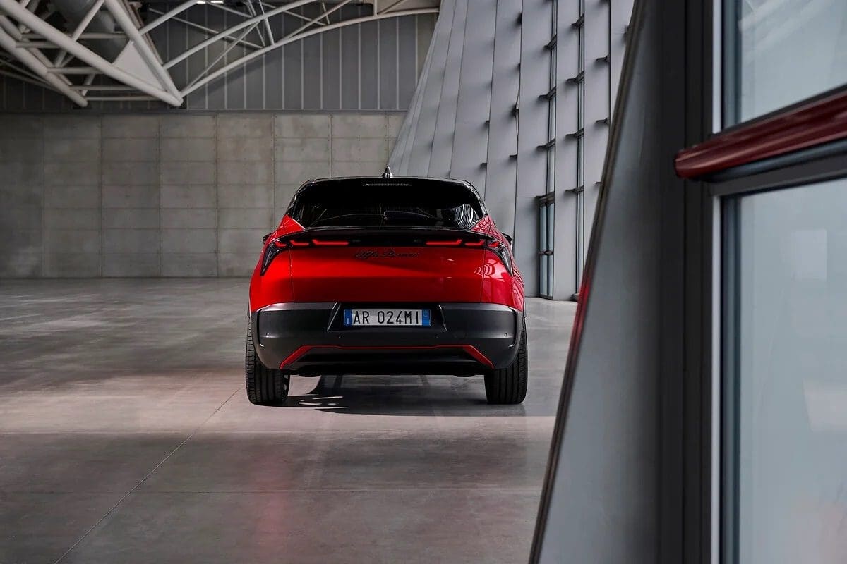 Alfa Romeo Milano 2024