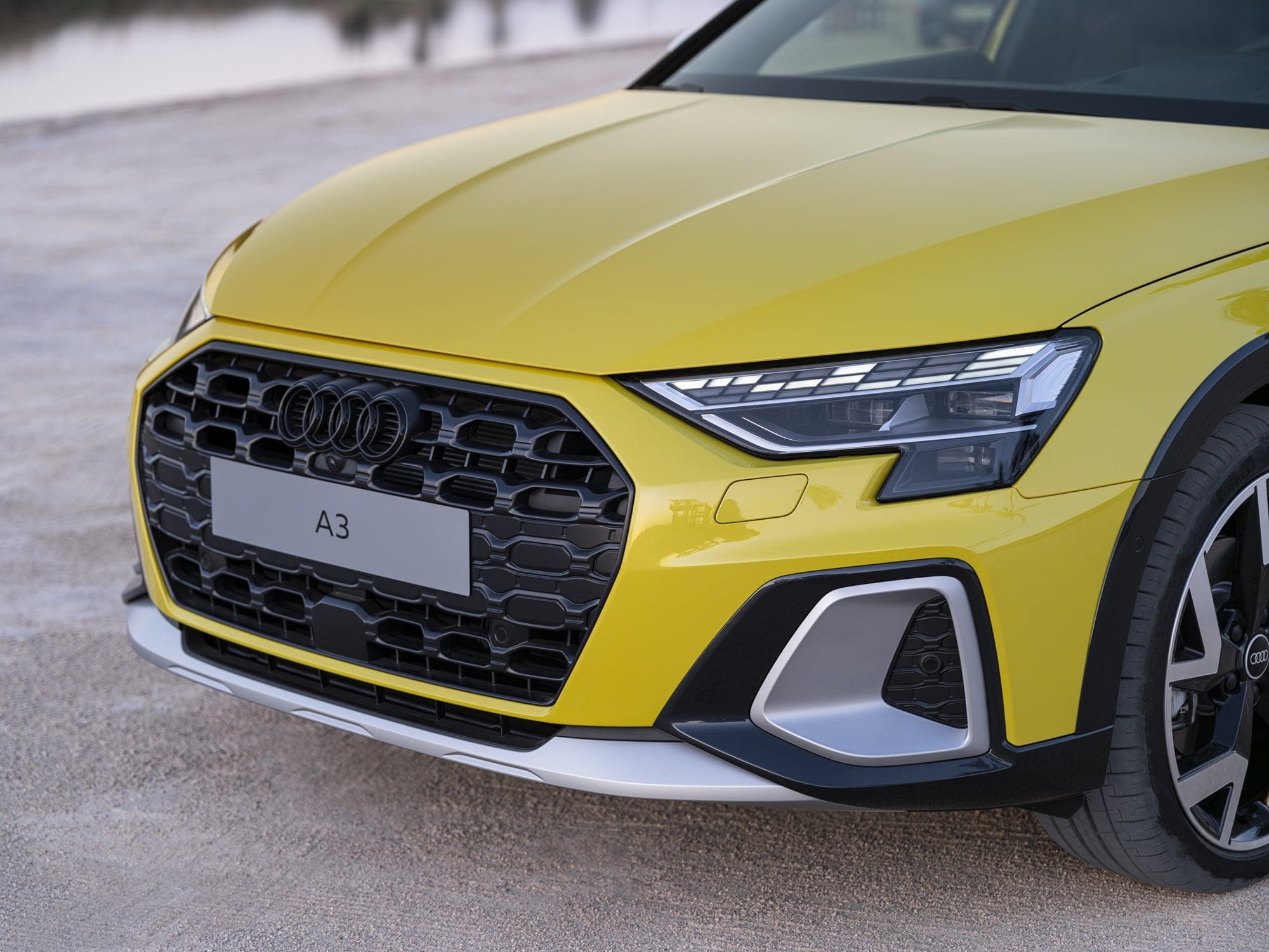 Nowe Audi A3 allstreet to mini crossover z większym prześwitem. A jaka jest jego cena?
