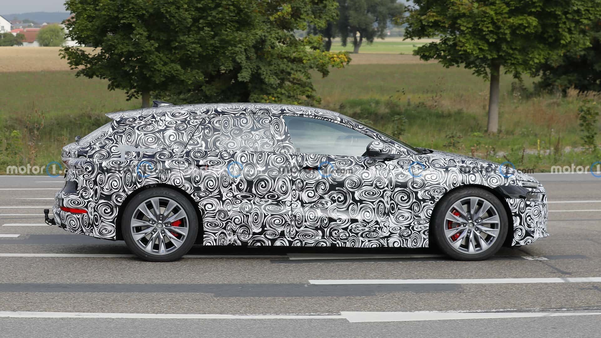 Audi A6 avant e-tron 2024