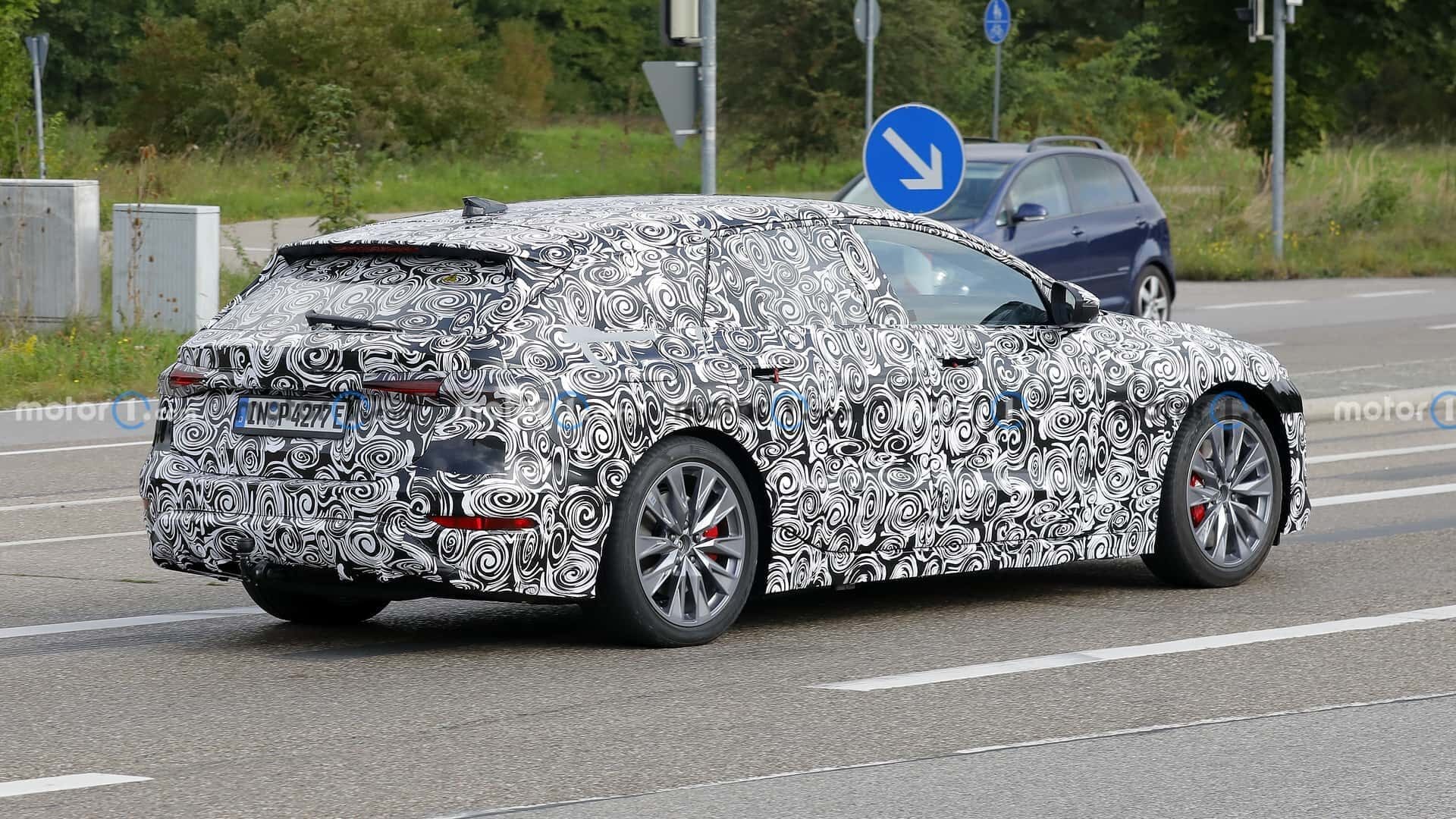 Audi A6 avant e-tron 2024