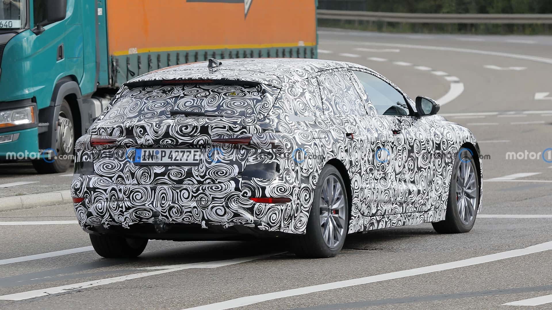 Audi A6 avant e-tron 2024