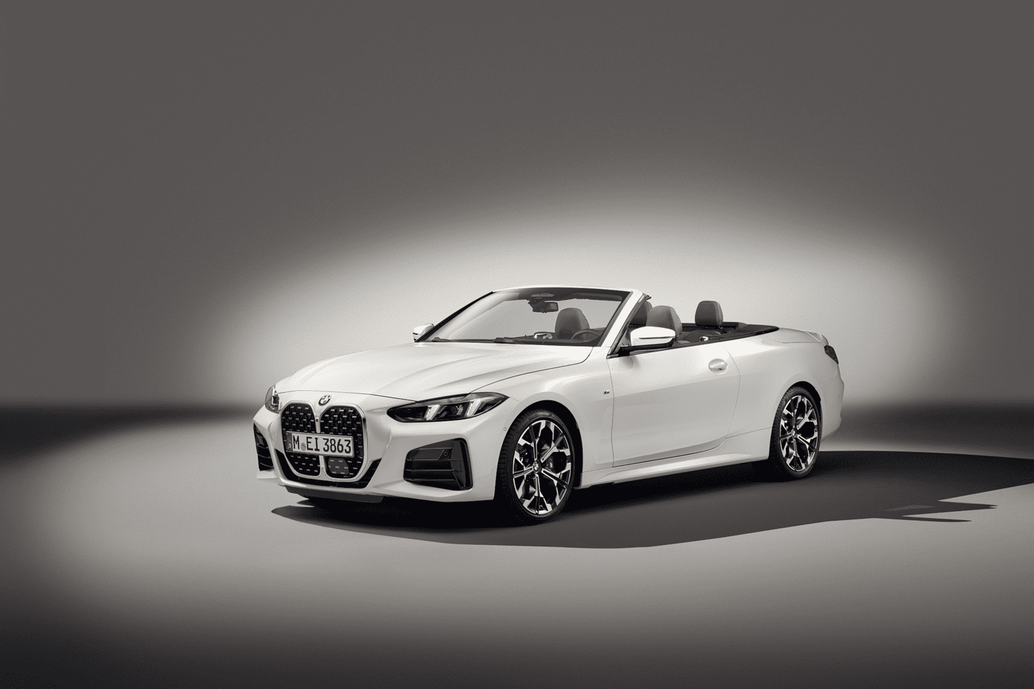 BMW 4 Coupe BMW 4 Cabrio