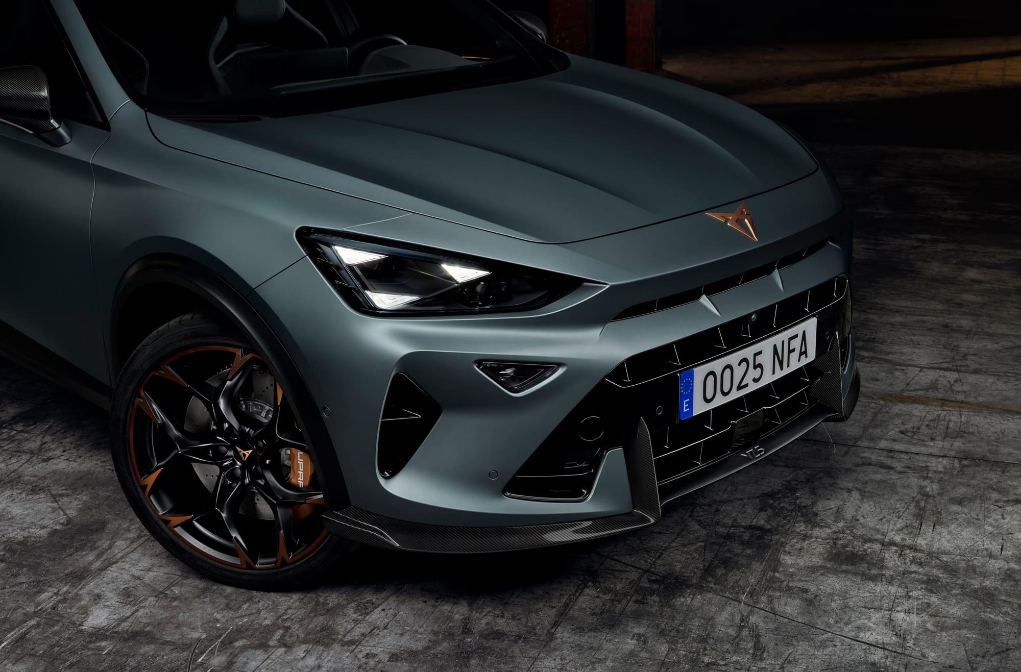 Nowa CUPRA Formentor VZ5 2025. Powrót pięciocylindrówki!