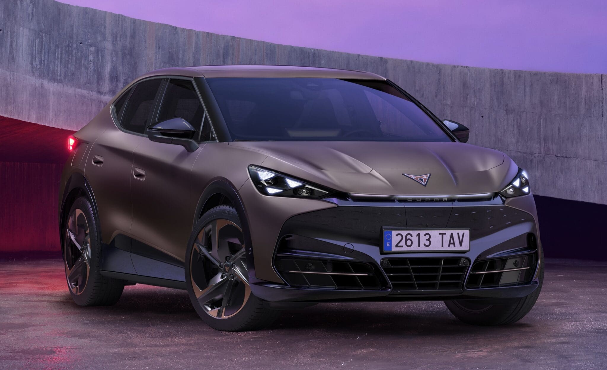 Odświeżona Cupra Tavascan 2026. Elektryczny SUV z nowym wyposażeniem