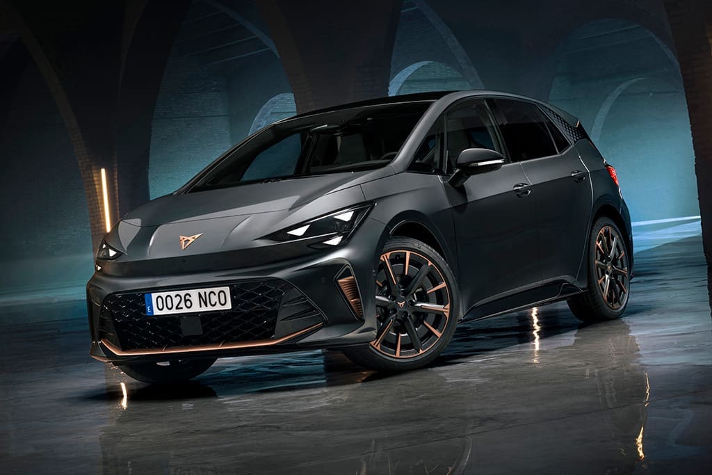 Nowa CUPRA Born 2026. Elektryczny hatchback dostaje więcej mocy, stylu i emocji.