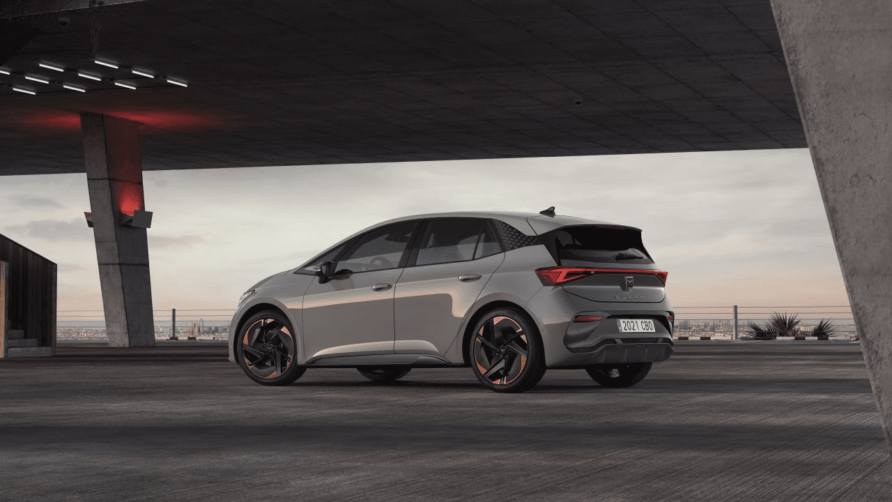 Elektryczna Cupra Born Advantage Edition. Specjalna wersja z bonusem 43 tys. zł