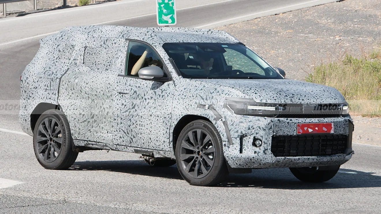 Dacia Bigster 2025 SUV 7 miejsc samochód terenowy