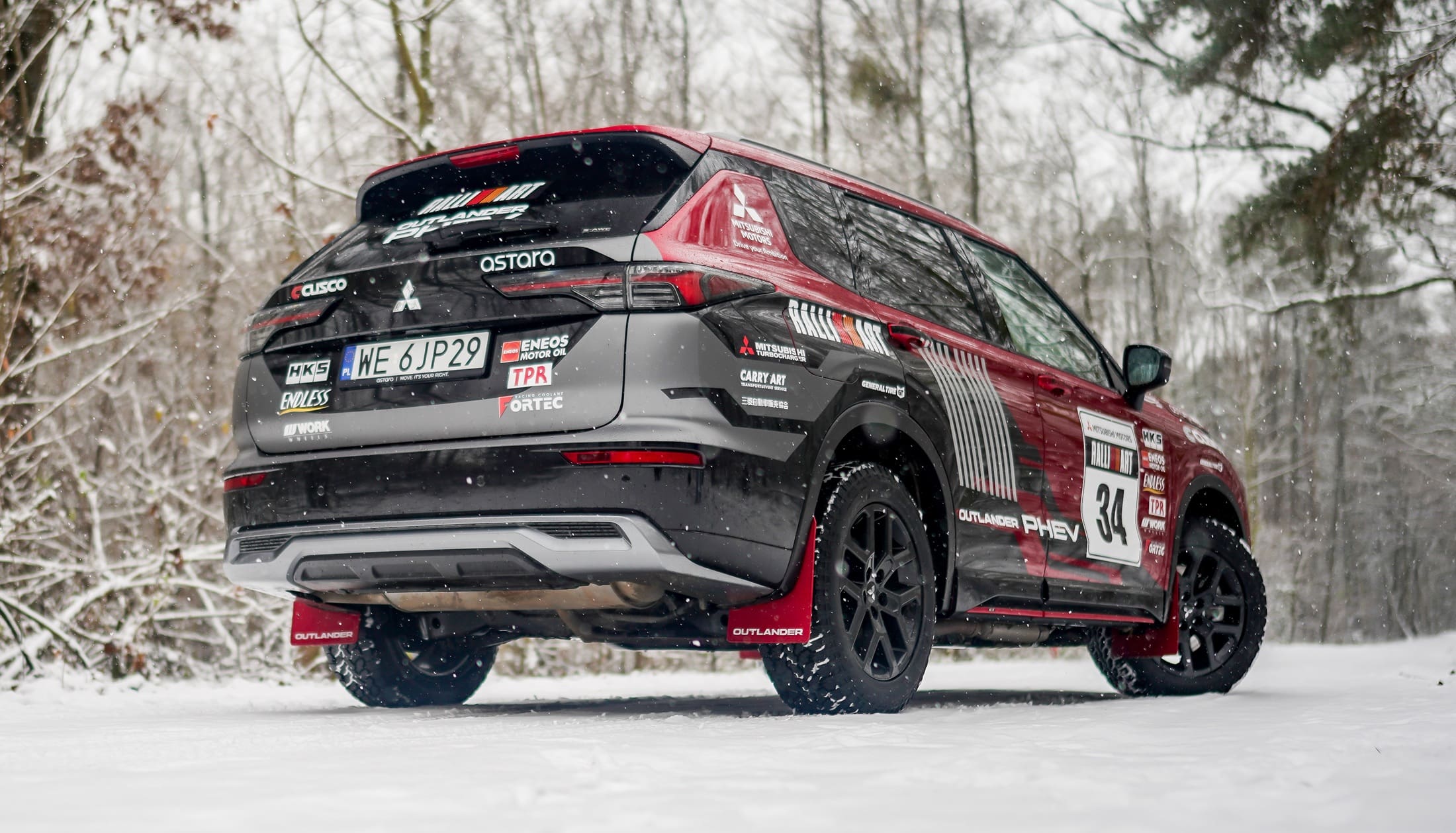 rodzinny SUV Mitsubishi Outlander