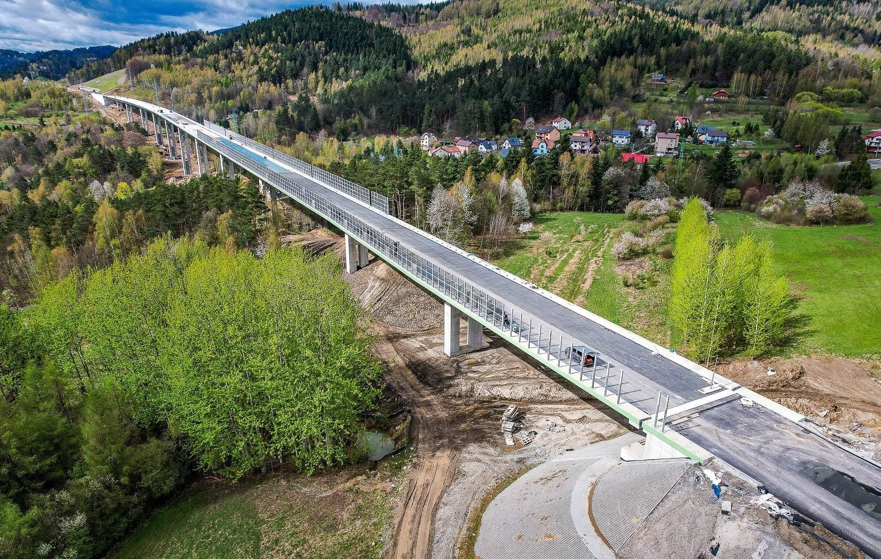 Przełom w budowie S1 Przybędza – Milówka . Droga w stronę nowoczesnej infrastruktury