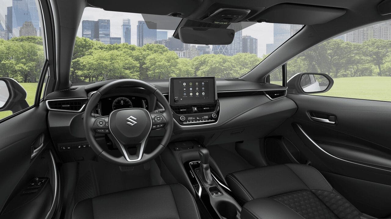 Suzuki Swace 2023 wnętrze
