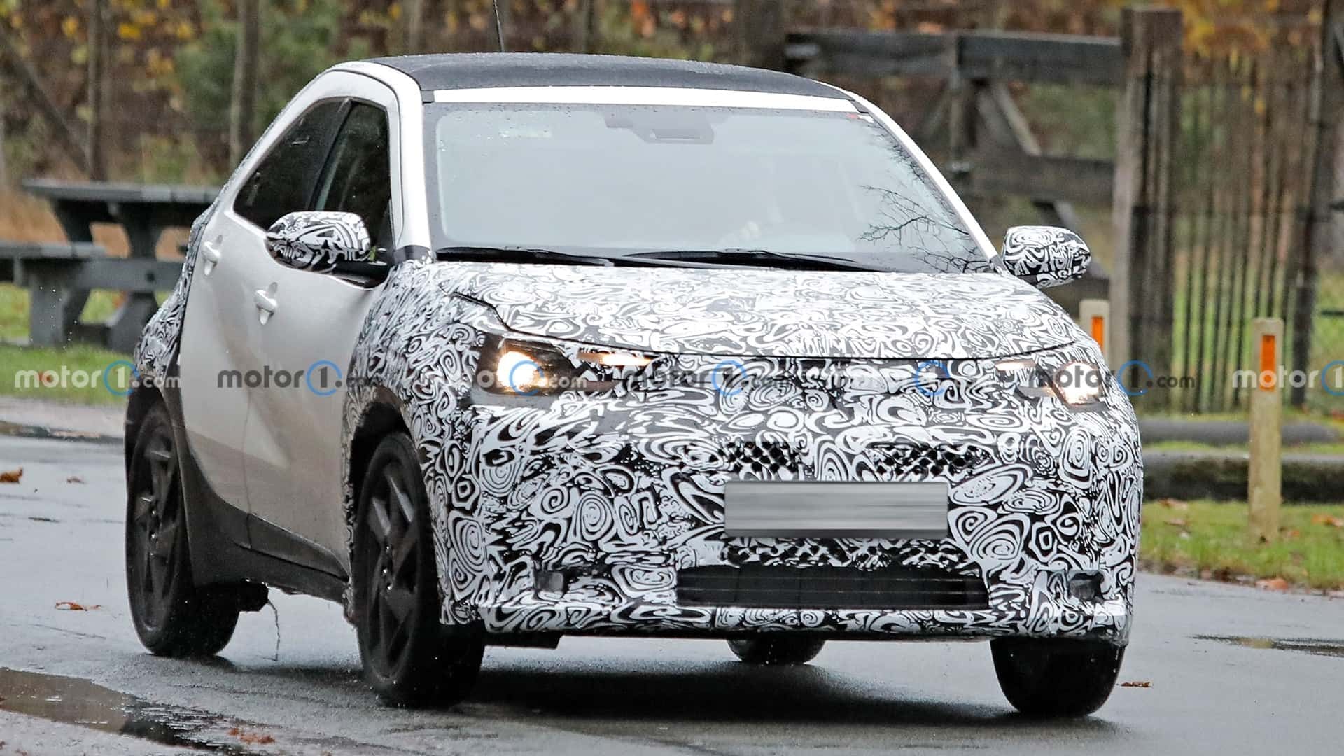 Toyota Aygo X Facelift 2026. Pierwsze zdjęcia i zmiany, które nas czekają