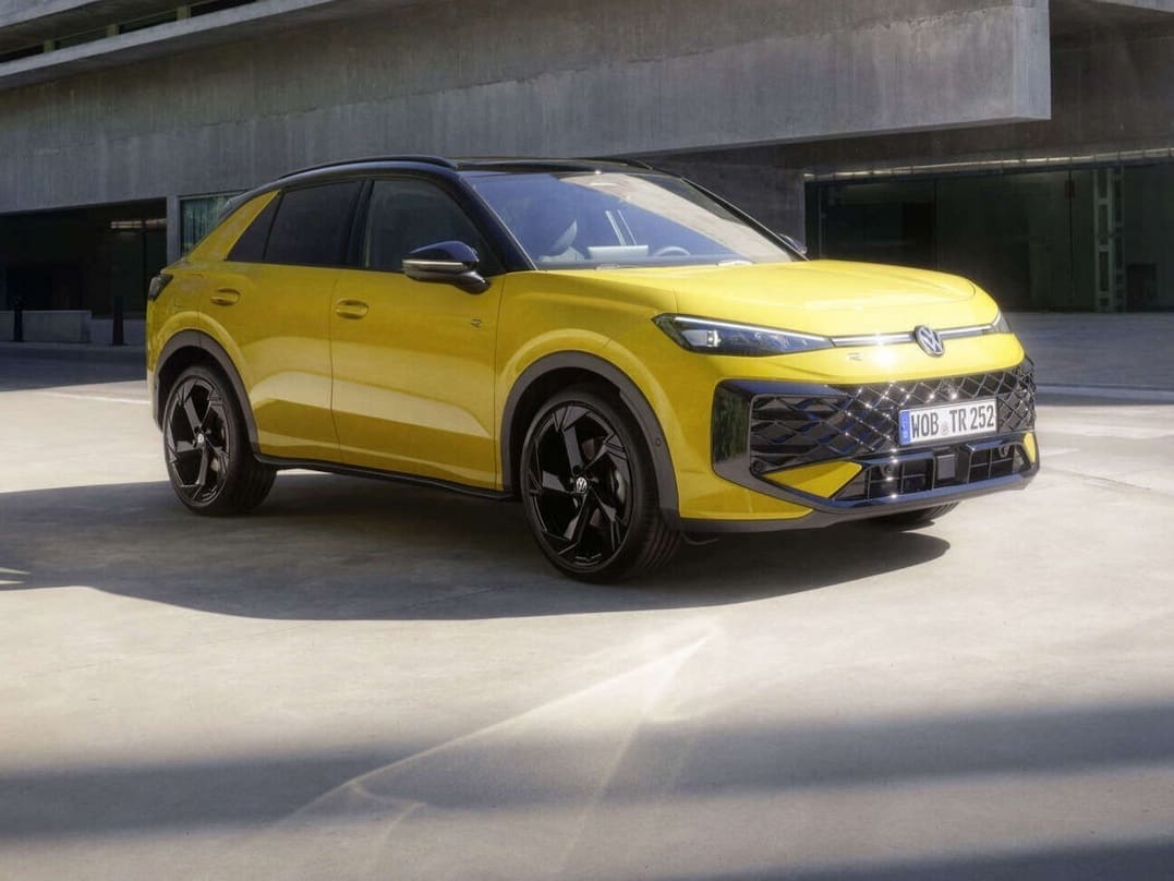 Nowy Volkswagen T-Roc 2026 z rewolucją, na którą czekaliśmy. Król kompaktowych SUV-ów powraca!