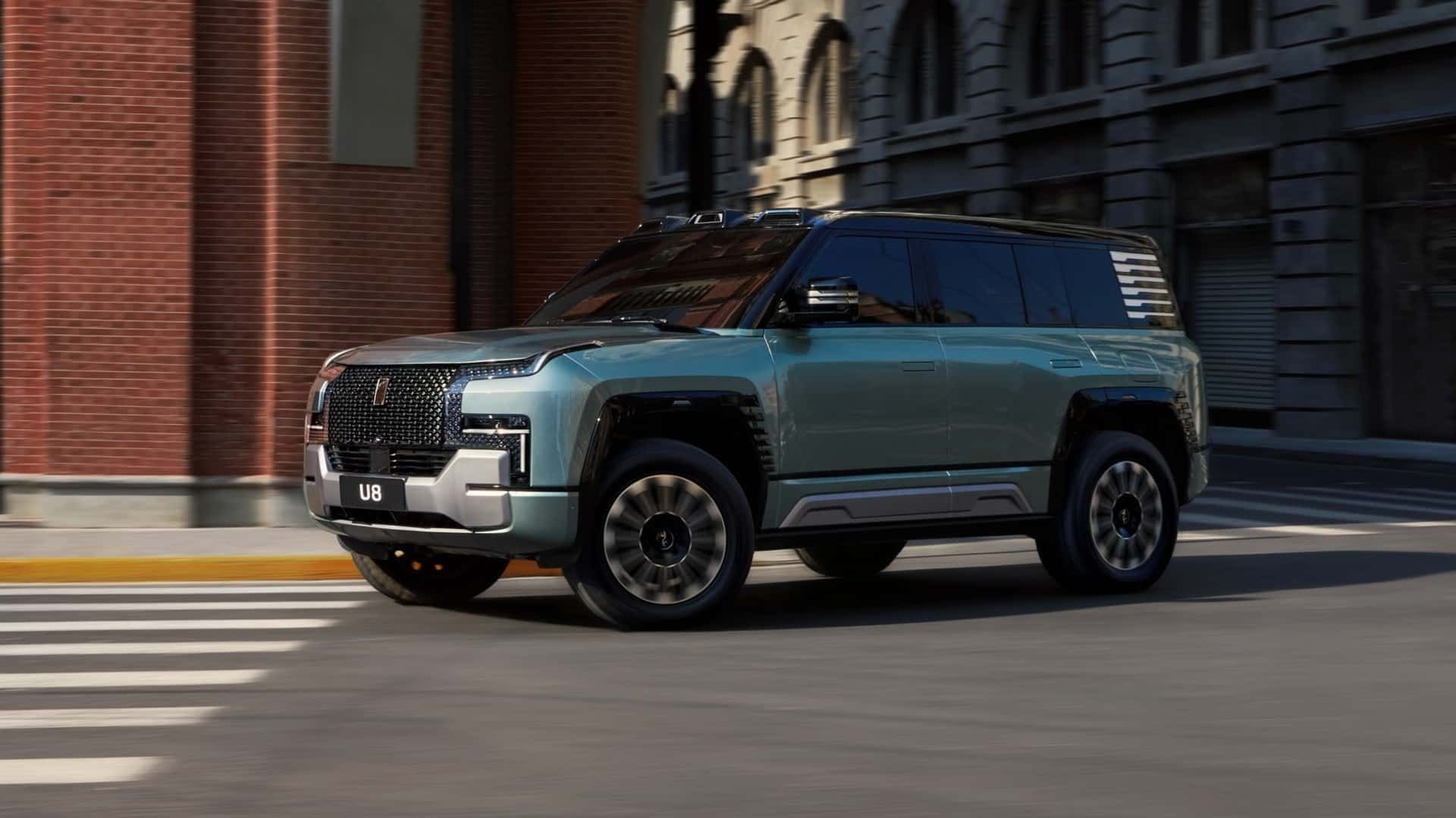 Duży SUV Yangwang U8 – chiński obrotowy samochód za ponad pół miliona złotych