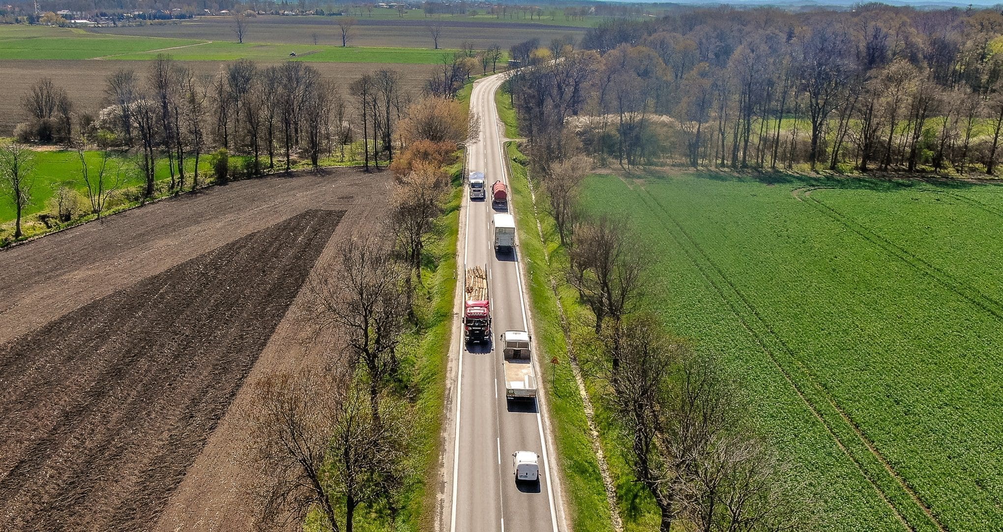 Rozwój sieci dróg w Polsce: 1620 kilometrów nowych dróg w realizacji