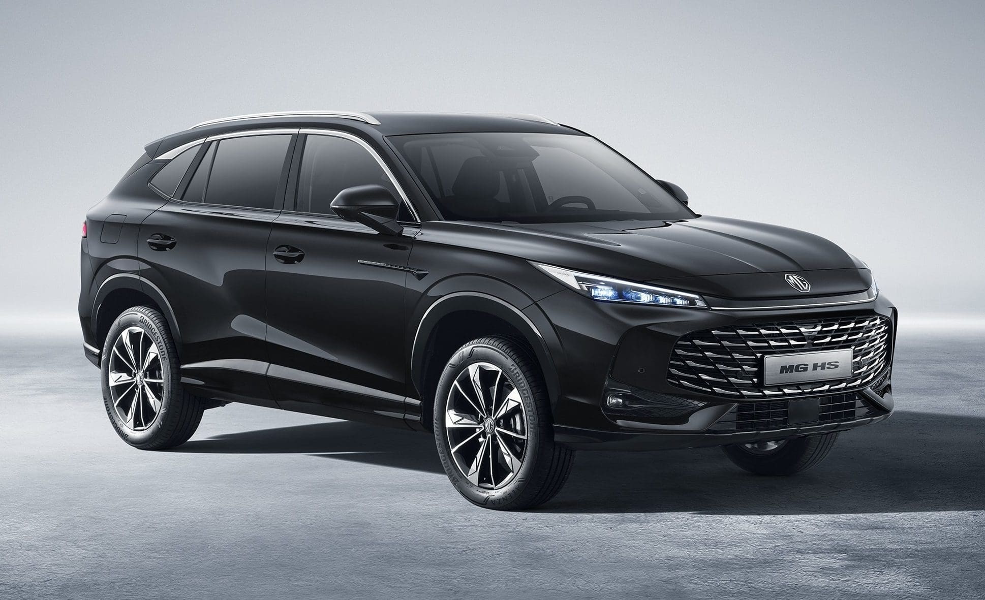 MG HS SUV z klasą