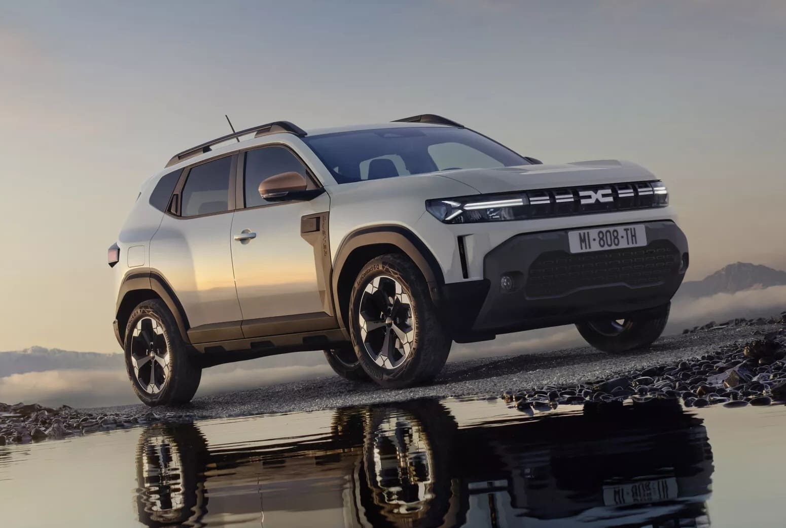 Nowa Dacia Duster hybrid-G 150 4×4 z LPG i automatem. Rewolucja pod maską! Nowe napędy i coś wyjątkowego