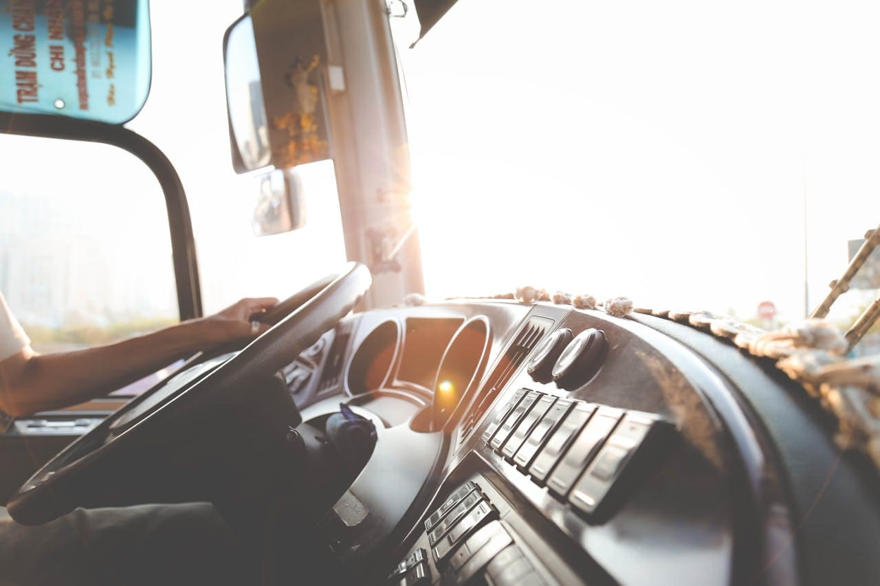 Czy w branży transportowej brakuje kierowców?
