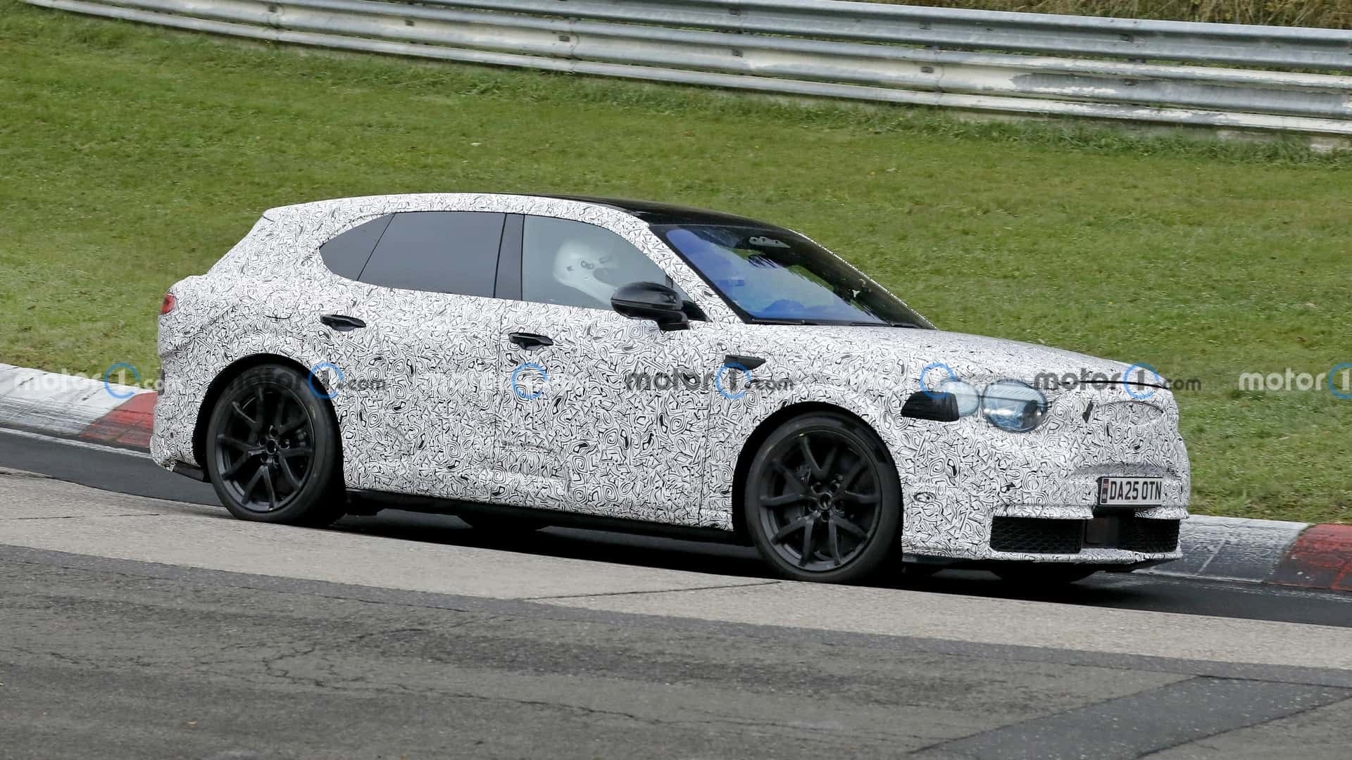 Pierwszy elektryczny Bentley 2027 to „miejski” SUV i brat elektrycznego Cayenne