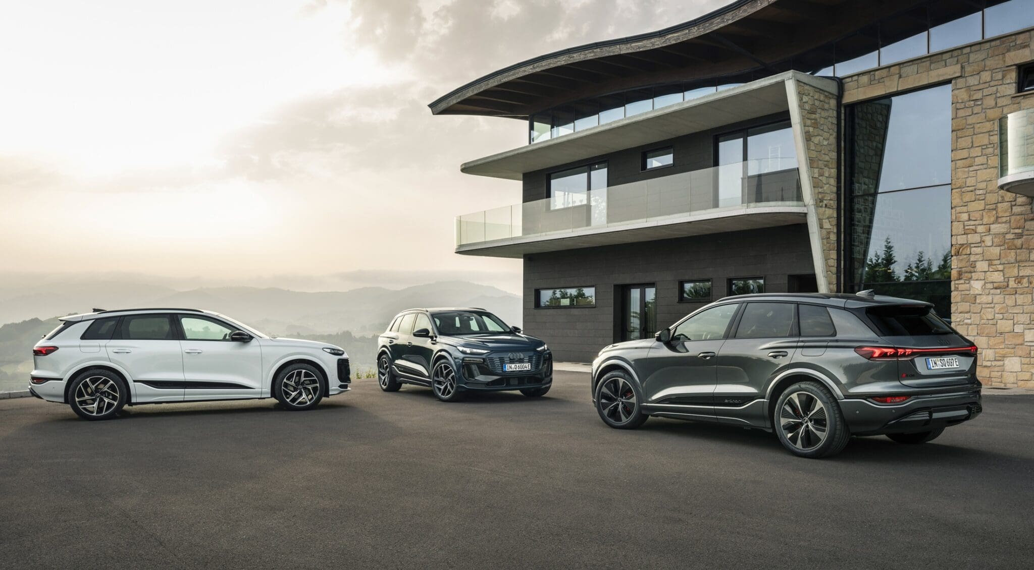 Elektryczne modele Audi biją rekordy w Polsce. Dlaczego właśnie te elektryki Audi wybierają Polacy?