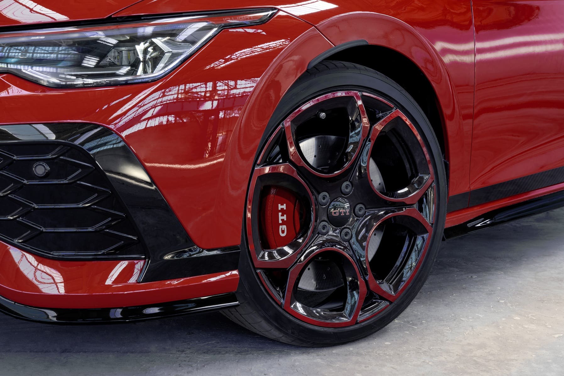 Volkswagen Golf GTI Edition 50. Król dróg ma 50 lat i nigdy nie był mocniejszy
