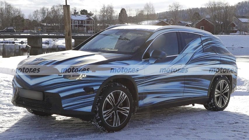 Nowy Mercedes GLC 2026. Elektryczny SUV Niemców na zdjęciach szpiegowskich