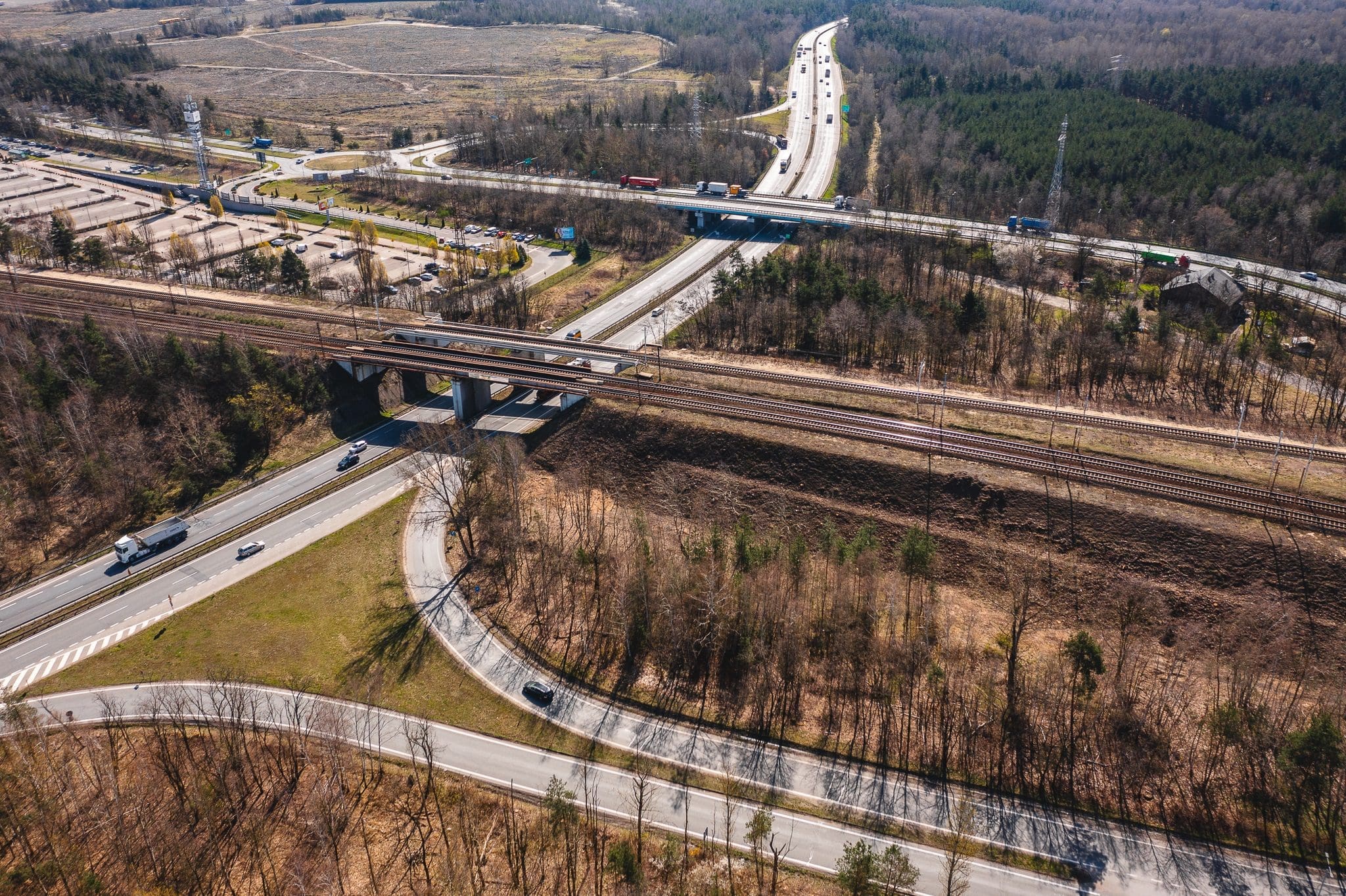 Nowy odcinek drogi S1 z Dąbrowy Górniczej do Sosnowca. Plany rozbudowy i szczegóły inwestycji