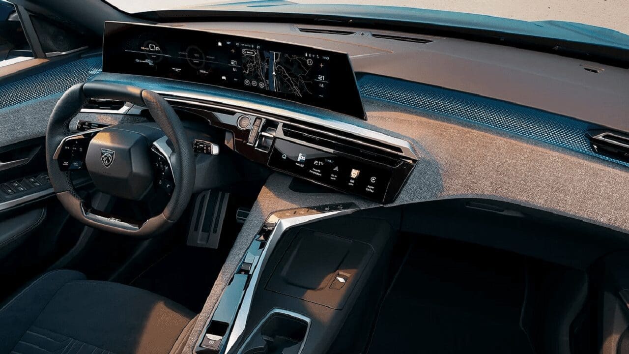 Nowy Peugeot 3008 z panoramic i-COCKPIT