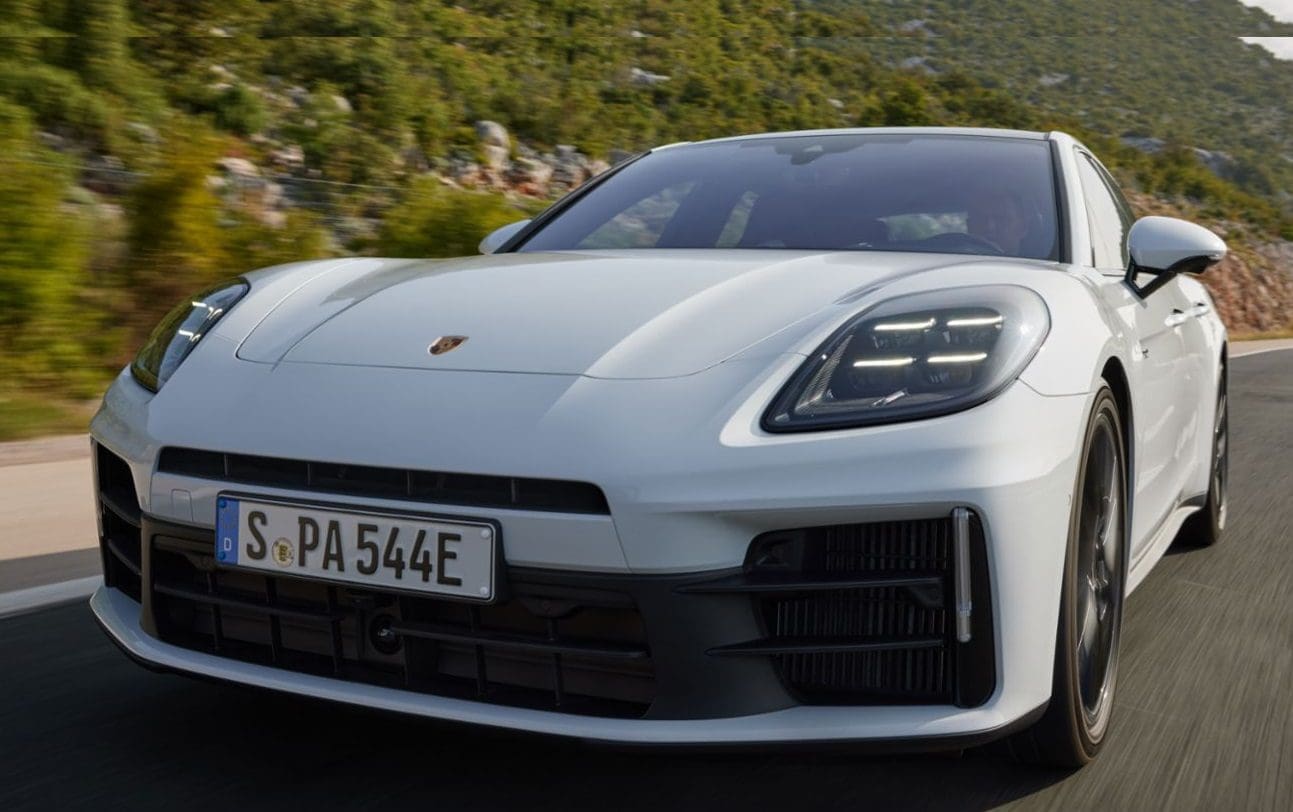 Porsche Panamera w nowych wersjach hybrydowych 4 E-Hybrid i 4S E-Hybrid