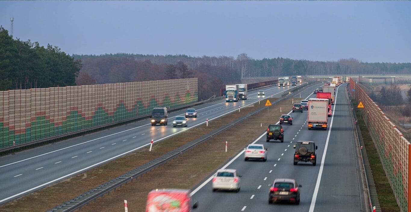Rozbudowa autostrady A2. Trasa z 3 pasami ruchu – rusza wielka inwestycja między Łodzią a Warszawą!