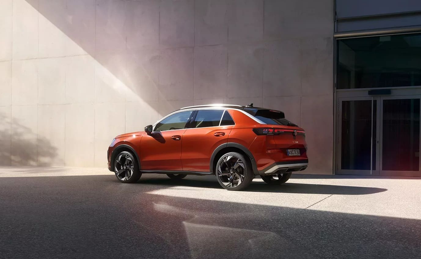 Testujemy nowego Volkswagen T-Roc 1.5 eTSI. Czy konkurencja ma się czego bać?
