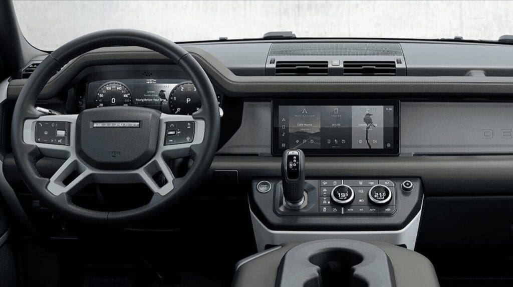Land Rover Defender 2025 wnętrze