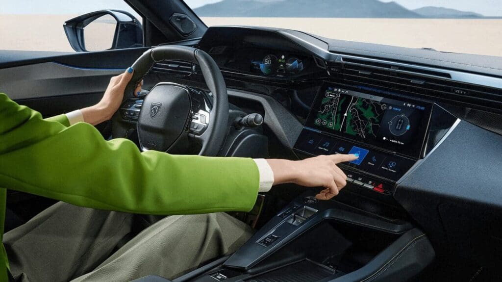 peugeot 408 wnętrze