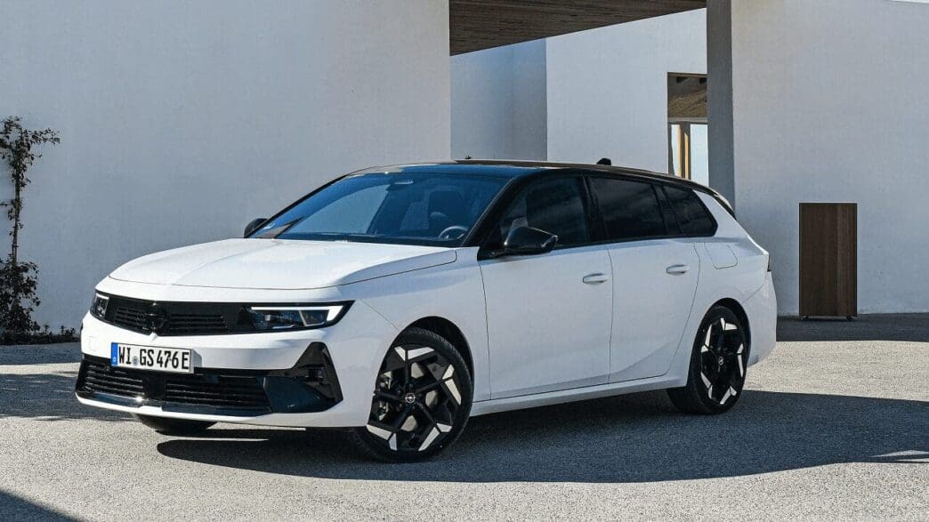 Opel Astra Sports Tourer GSe