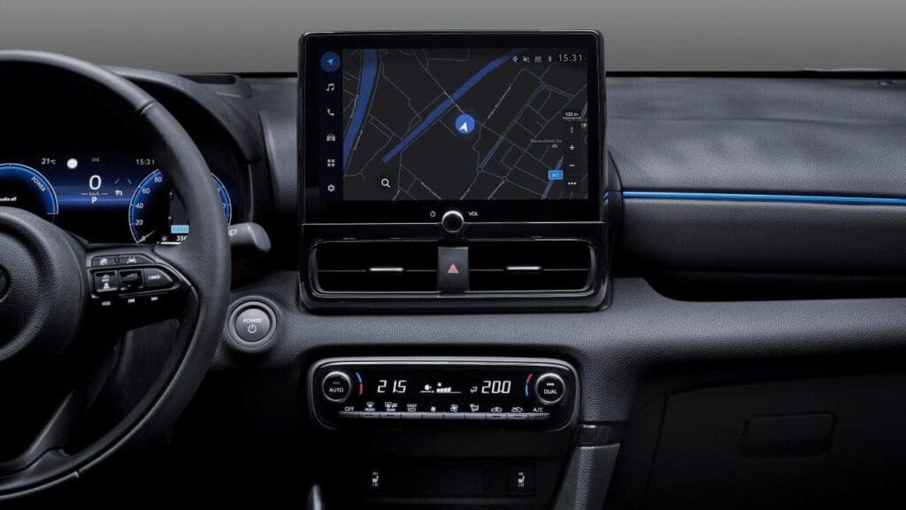 Toyota Yaris Hybrid konsola