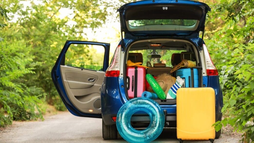 Jak przygotować samochód do długiej podróży
