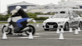 nissan unikanie kolizji
