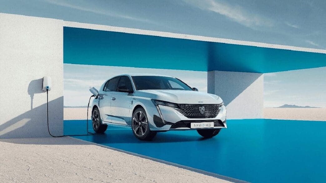 Peugeot e308