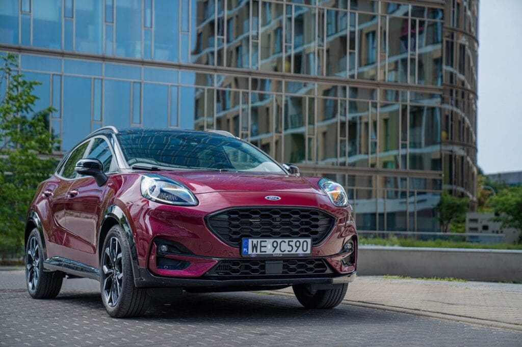 Ford Puma Vivid Ruby Edition