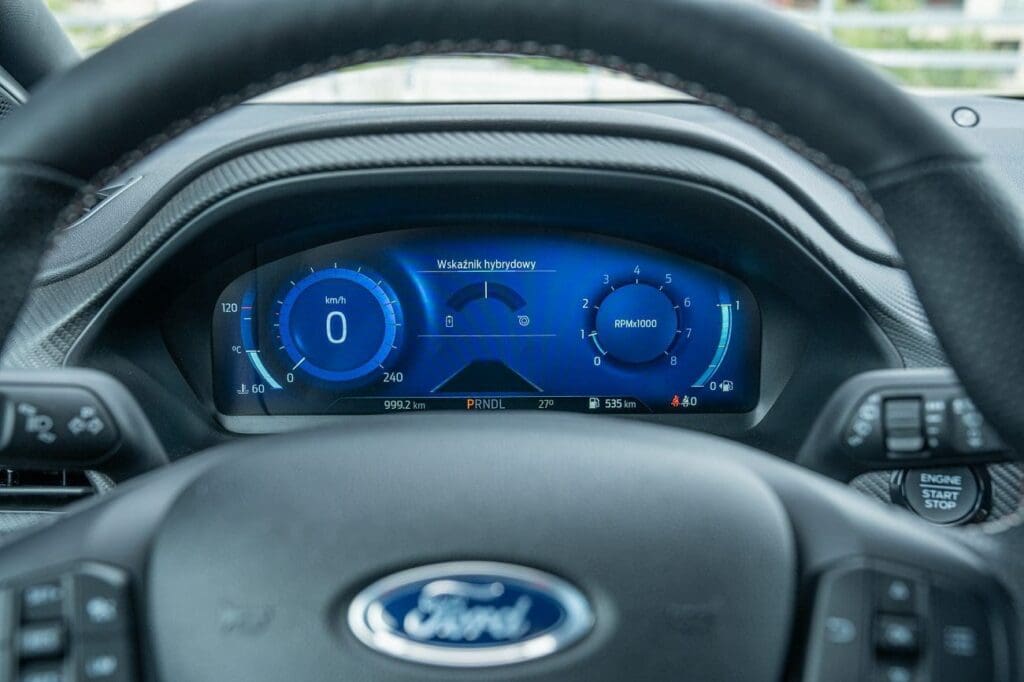 Ford Puma Vivid Ruby Edition