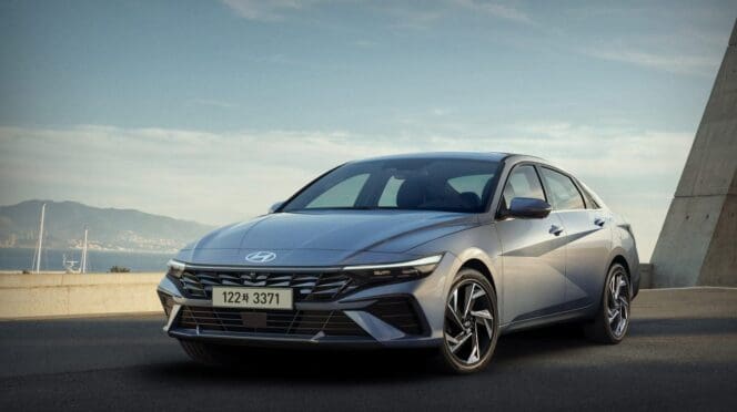 hyundai elantra 2023