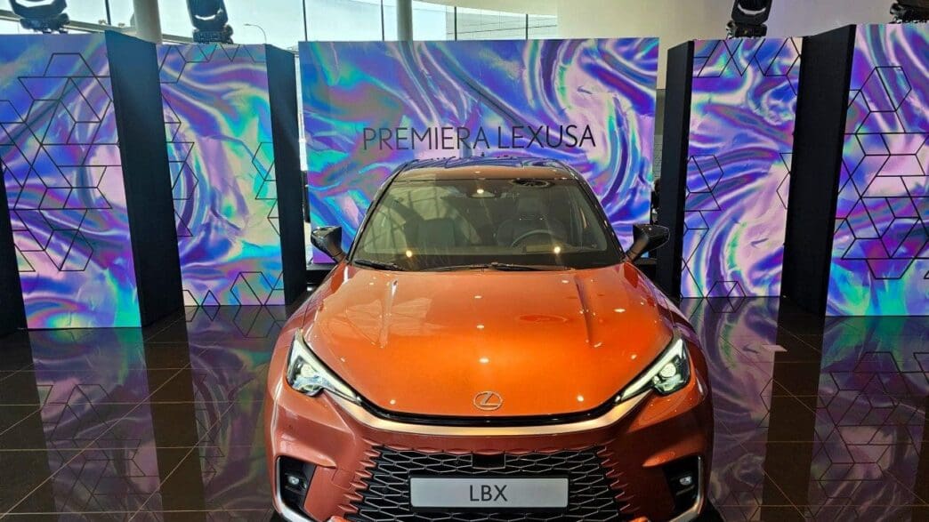 Lexus LBX
