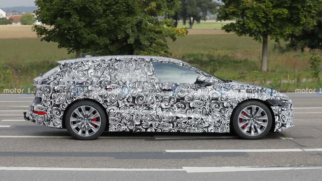 Audi A6 avant e-tron 2024