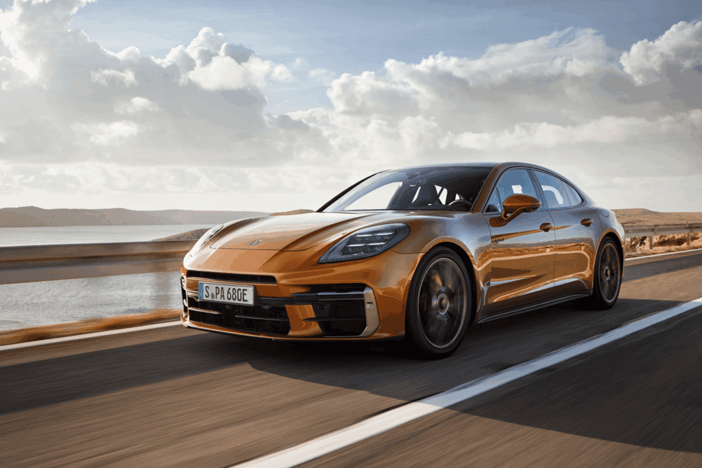 porsche panamera 2024