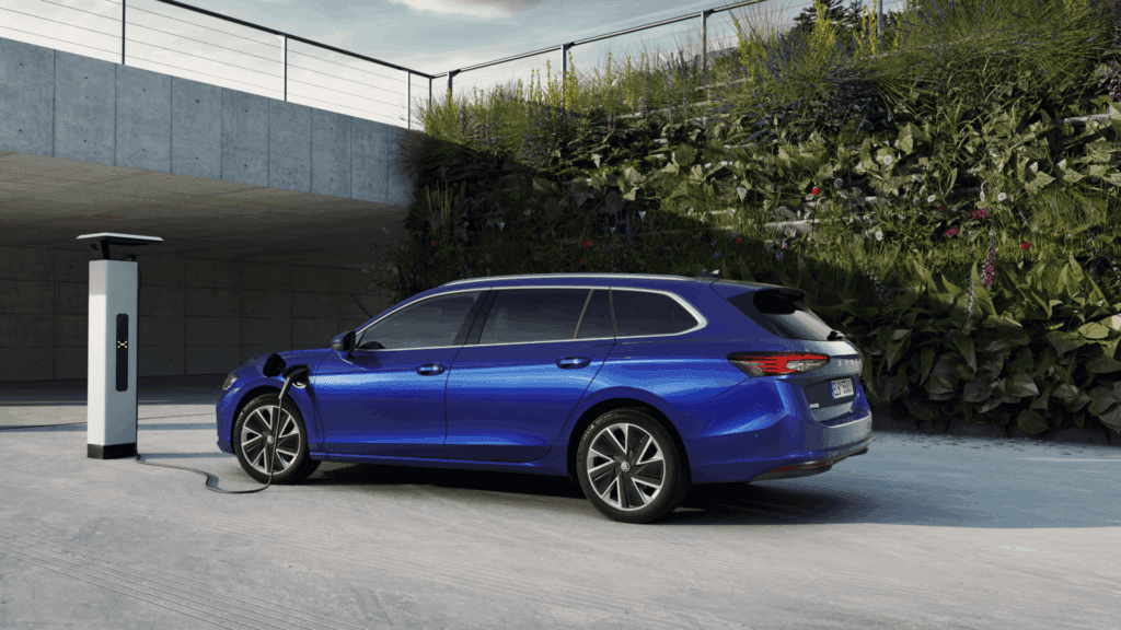 skoda superb 4 generacji