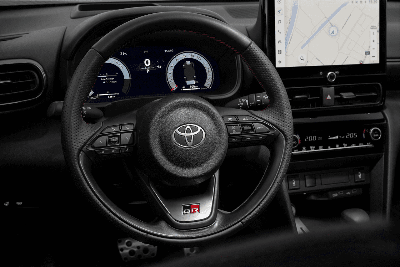 toyota yaris cross