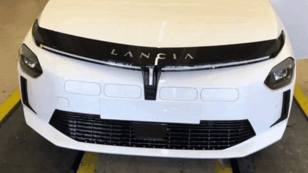 Lancia Ypsilon 2024