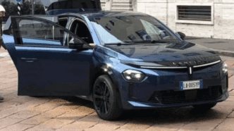 Lancia Ypsilon 2024